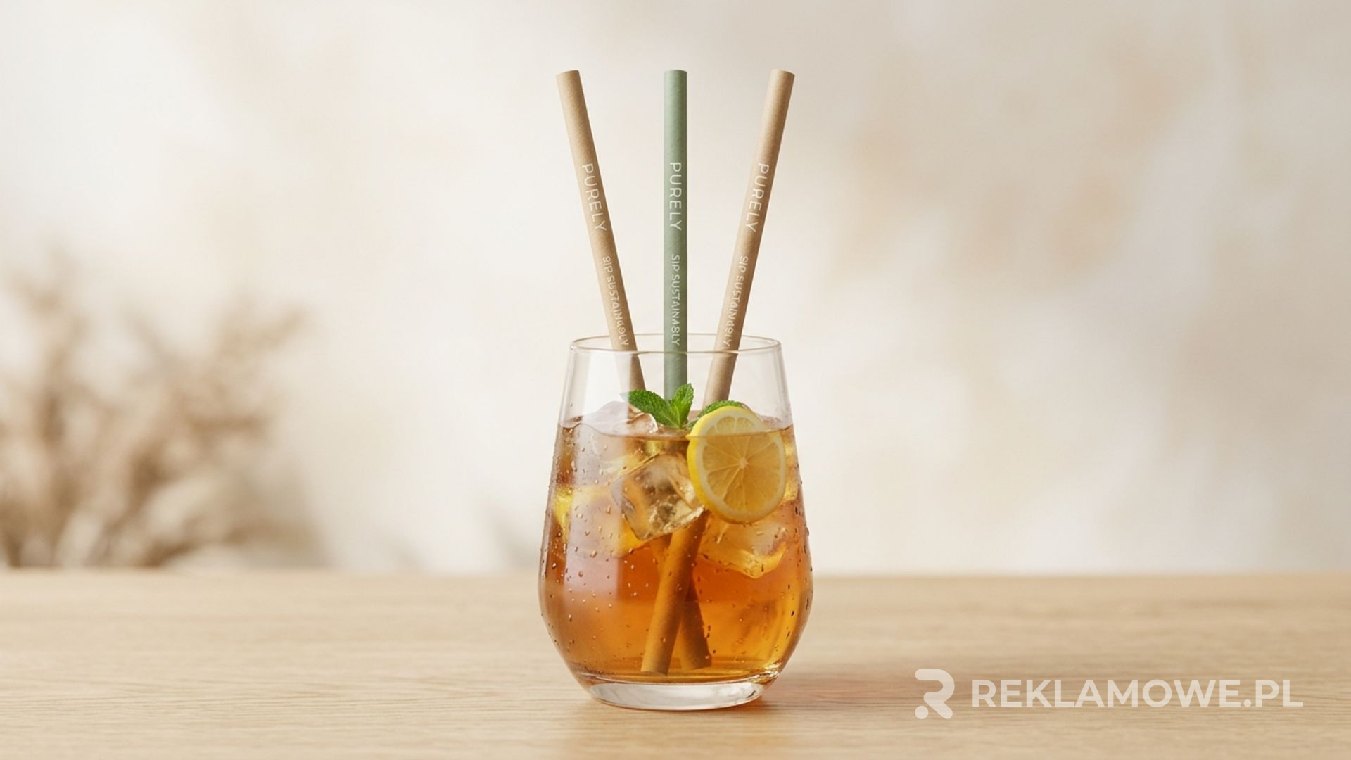 Słomki reklamowe dla firmy jako gadżet promocyjny